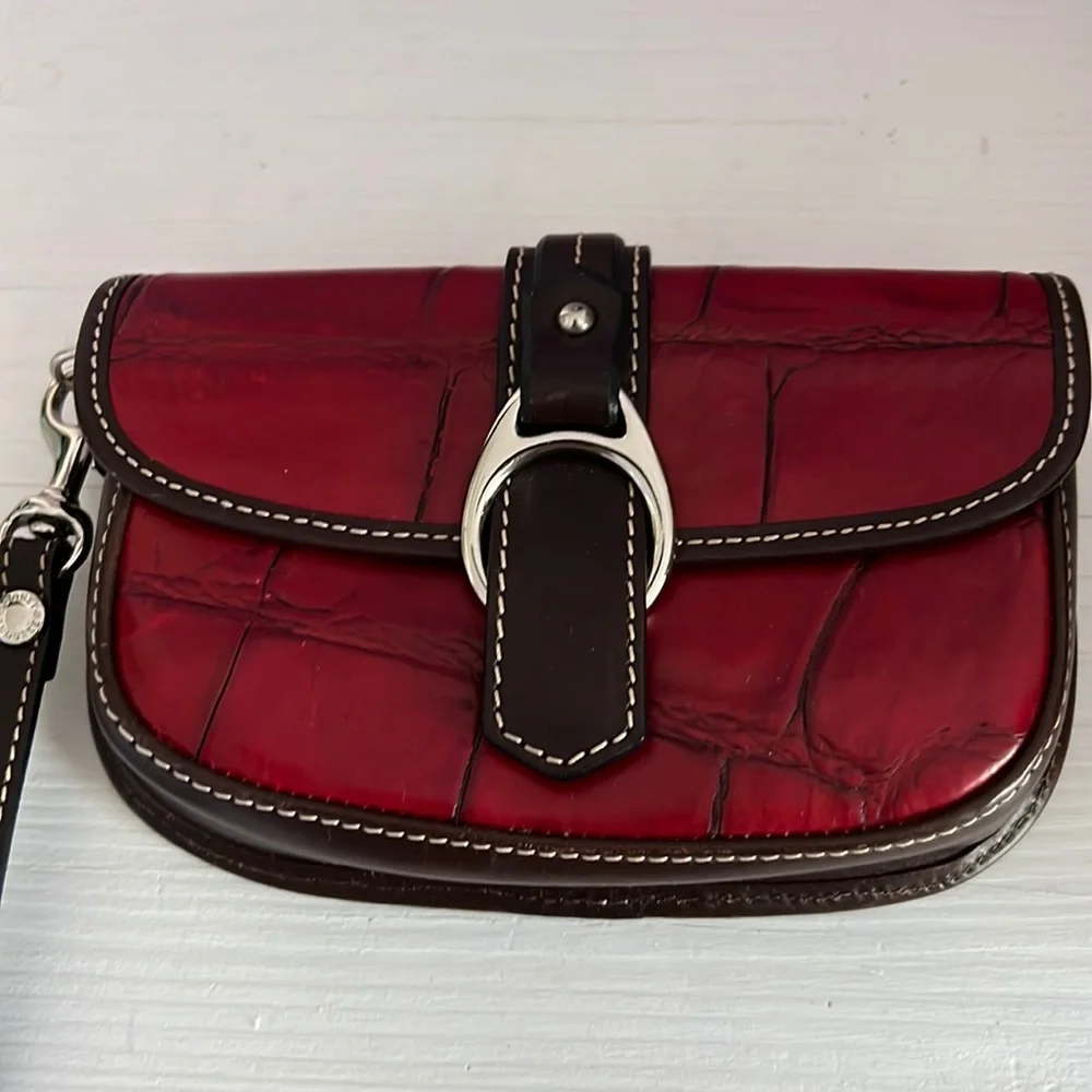 Purse - Picture 1 of 4